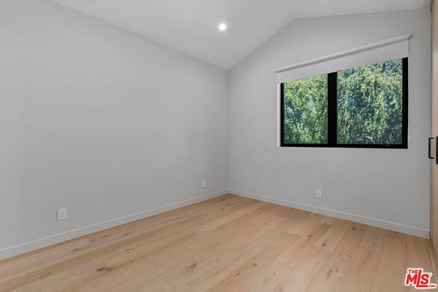 4647 Morse Avenue, Sherman Oaks CA: https://media.crmls.org/mediaz/5a12a138-e23d-4a8d-8497-bc03e98e0836.jpg