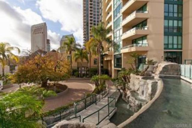555 Front St, San Diego CA: https://media.crmls.org/mediaz/5a1358b6-eee9-4bc6-9a42-a162809688ec.jpg