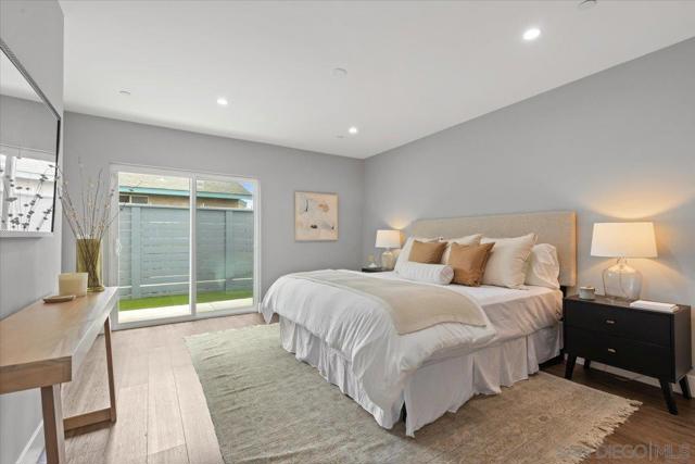 914 10th St, Imperial Beach CA: https://media.crmls.org/mediaz/5a13a970-b864-49b6-922f-e5e704875a1d.jpg