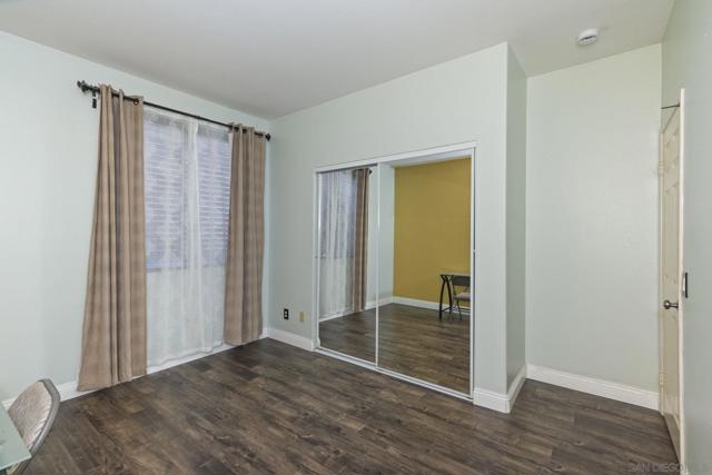 11927 Dapple Way, San Diego CA: https://media.crmls.org/mediaz/5a13ac53-3ab5-49c2-8369-45fbd611f142.jpg