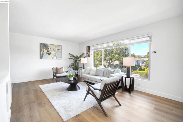 410 Auburn Way, San Jose CA: https://media.crmls.org/mediaz/5a1421fa-8251-4780-9753-ddb8a7ba92c9.jpg