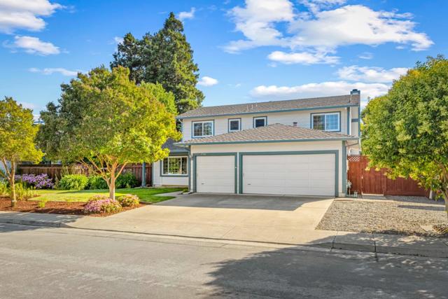 1760 Almond Way, Morgan Hill CA: https://media.crmls.org/mediaz/5a152dac-36a4-4c64-afc4-400a48d79cf2.jpg