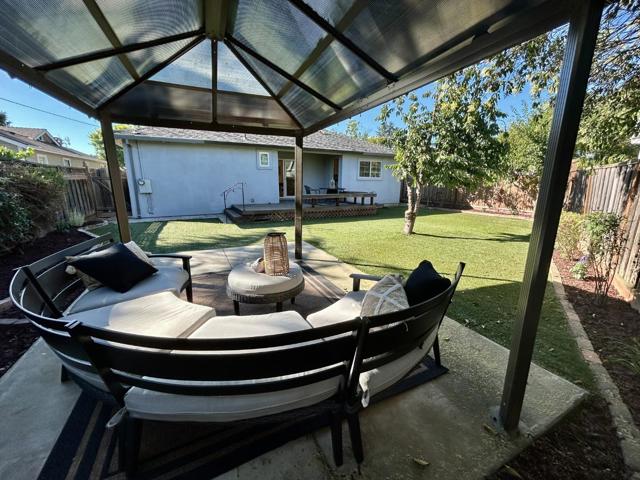120 El Toro Court, Morgan Hill CA: https://media.crmls.org/mediaz/5a164556-c99f-41a6-852d-9c14c47c6173.jpg