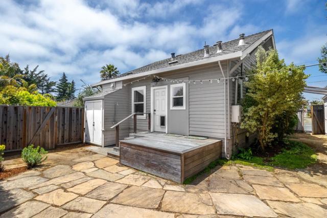 900 35th Avenue, Santa Cruz CA: https://media.crmls.org/mediaz/5a16d482-8f3c-483e-8f8a-4f13857841d8.jpg