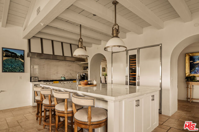 848 Picacho Lane, Santa Barbara CA: https://media.crmls.org/mediaz/5a1780f1-7d77-4fce-9e88-a427af9ea94d.jpg