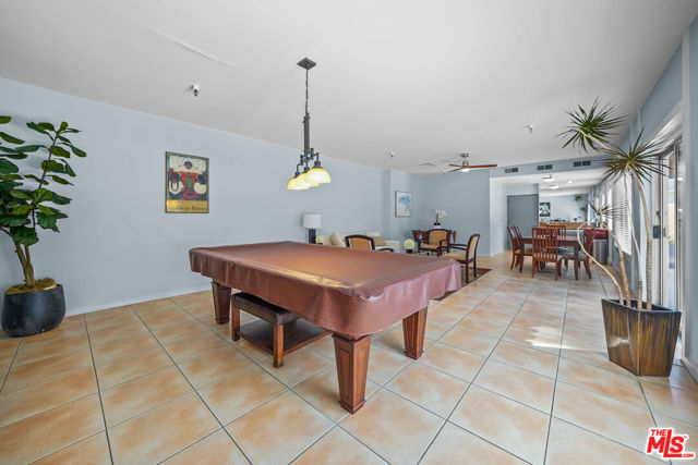 8530 Holloway Drive, West Hollywood CA: https://media.crmls.org/mediaz/5a17fd2b-b5ed-4f49-a562-62f8b4a5303f.jpg