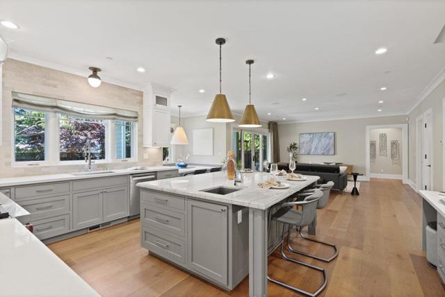 Image 12 of 92 For 1180 Lemon Avenue