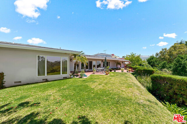 Image 31 of 39 For 821 Glenmere Way
