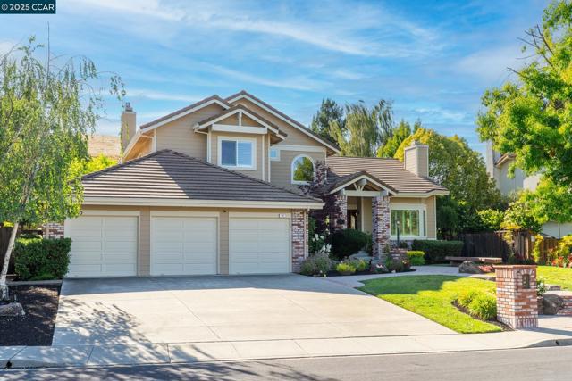 40 Northview Ct, Danville CA: https://media.crmls.org/mediaz/5a1be2bf-b588-4255-a51e-f7c315d053f9.jpg