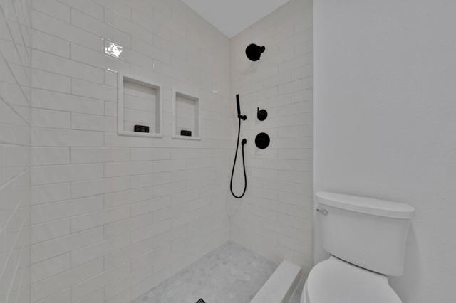 135 Calle Larga, Los Gatos CA: https://media.crmls.org/mediaz/5a1c2ff6-6b07-4b6c-84c0-3eeee87958c8.jpg