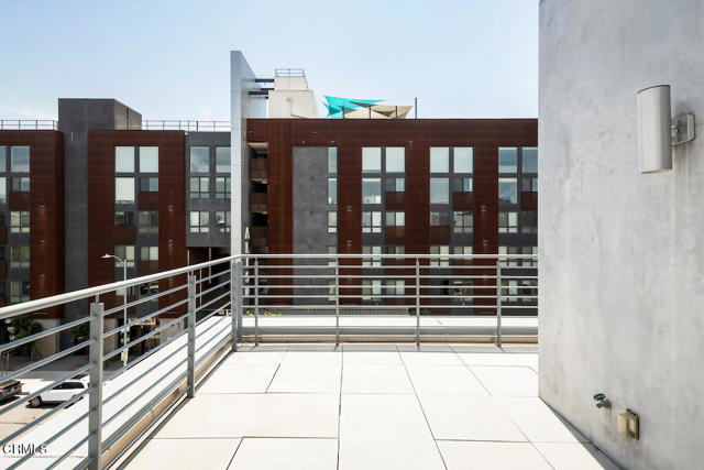 940 E 2nd Street, Los Angeles CA: https://media.crmls.org/mediaz/5a1c99ed-d5c9-452f-bddd-2586a50ac212.jpg