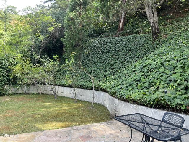 5414 Palm Drive, La Canada Flintridge CA: https://media.crmls.org/mediaz/5a1d2d8b-b939-4753-b339-146f47be8d55.jpg