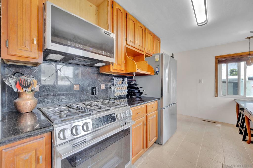 2259 Haniman Dr - photo 11
