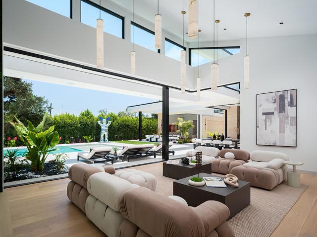 Image 15 of 67 For 6283 La Jolla Scenic Dr S