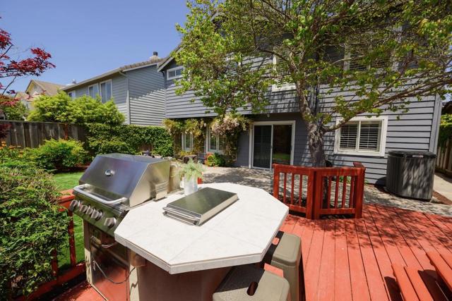 141 Navigator Drive, Scotts Valley CA: https://media.crmls.org/mediaz/5a1e66ab-cd61-486d-b817-fcff2b36c017.jpg