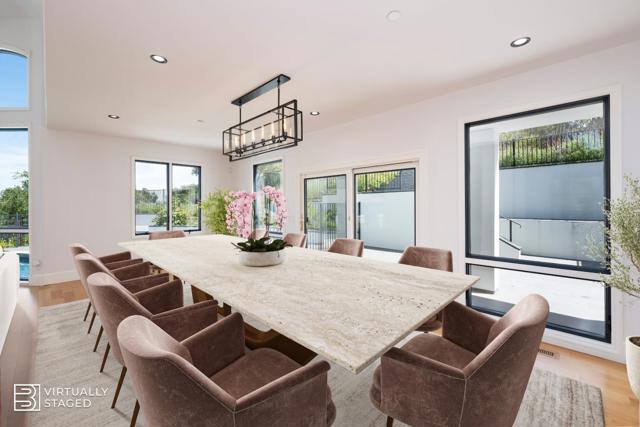 333 Raymundo Drive, Woodside CA: https://media.crmls.org/mediaz/5a2071de-e726-4e80-85ac-65a86008dd34.jpg