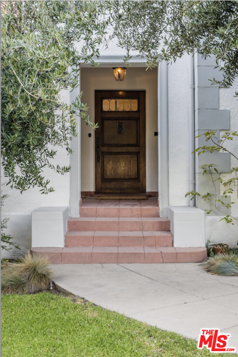 1063 East Olive Avenue photo 2