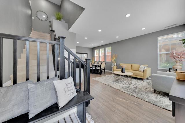 3023 Canoas Villa, San Jose CA: https://media.crmls.org/mediaz/5a20ae50-a0ad-4cfb-bc11-22293a27d271.jpg