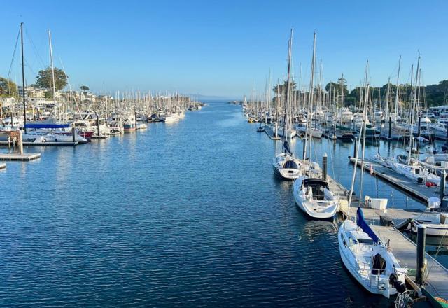 1122 Seabright Avenue, Santa Cruz CA: https://media.crmls.org/mediaz/5a20e939-ce47-4c7f-940d-c0adf648051b.jpg