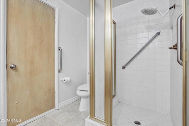 23248 Community Street, West Hills CA: https://media.crmls.org/mediaz/5a2137a7-3da4-4280-b7be-0a13cf53f04a.jpg