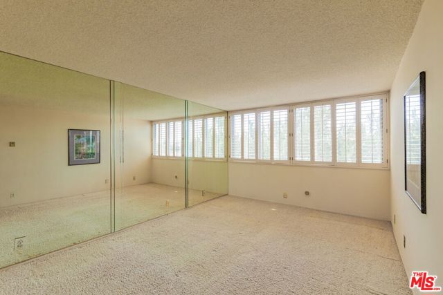 8701 Delgany Avenue, Playa del Rey CA: https://media.crmls.org/mediaz/5a214635-e2c7-4d67-a8f6-fe0b30cff31a.jpg