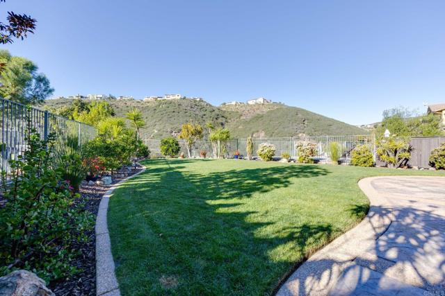 970 Idyllwild Way, San Marcos CA: https://media.crmls.org/mediaz/5a2408fd-ee08-4b62-a43e-ad9f6e80164d.jpg