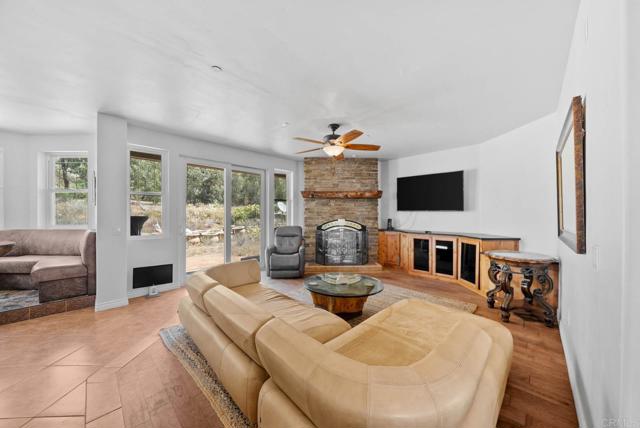 Detail Gallery Image 15 of 49 For 20202 Deerhorn Valley Rd, Jamul,  CA 91935 - 4 Beds | 4 Baths