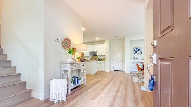 15701 Concord Ridge Ter, San Diego CA: https://media.crmls.org/mediaz/5a252862-eae2-46f1-8216-80d0992ba51a.jpg