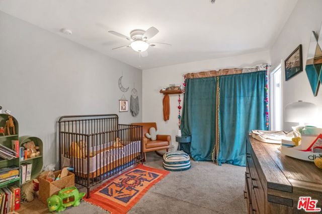 12311 Pacific Avenue, Los Angeles CA: https://media.crmls.org/mediaz/5a25e593-7ecf-4188-a3d0-61b69d208b1d.jpg