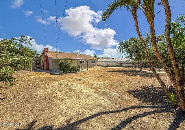166 Sandberg Street, Thousand Oaks CA: https://media.crmls.org/mediaz/5a263e68-bf84-4cd8-b4ed-37f487fc5a4a.jpg