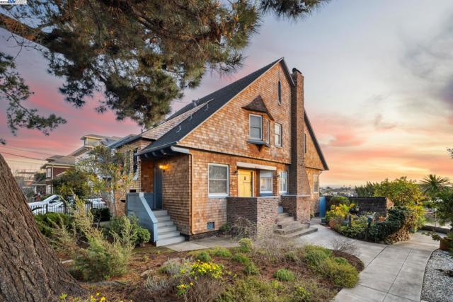 2000 CLINTON AVENUE, Alameda CA: https://media.crmls.org/mediaz/5a26dbb7-818a-4e7e-81ae-030d9ef811a8.jpg