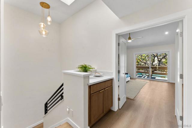 16048 Via Viajera, Rancho Santa Fe CA: https://media.crmls.org/mediaz/5a271726-46ca-4f1c-944e-7e5ef0354883.jpg