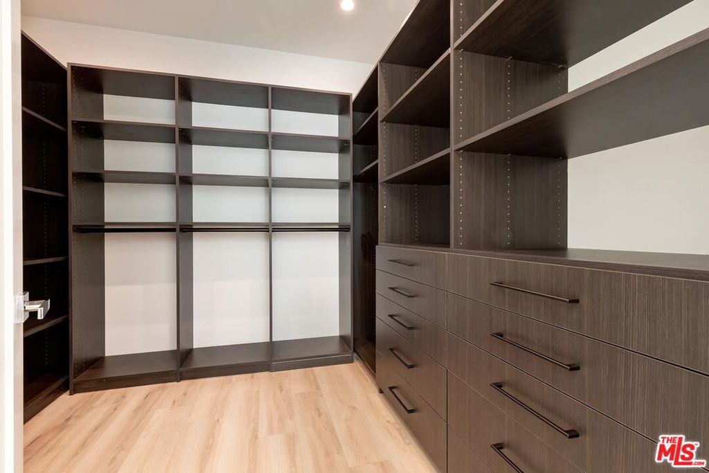 MLS #26857329 image #35