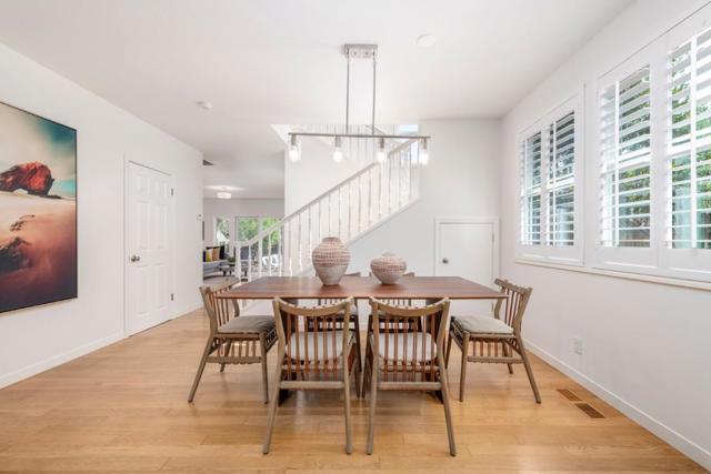 923 Grand Street, Redwood City CA: https://media.crmls.org/mediaz/5a27b202-2a7a-4e8a-9a22-ebabf4540599.jpg