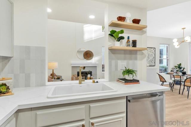 12035 World Trade Dr, San Diego CA: https://media.crmls.org/mediaz/5a293ea9-d09b-44fe-a66f-8755d3be8aaa.jpg