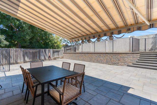 2190 Glarner Street, Hollister CA: https://media.crmls.org/mediaz/5a29d1a7-e8c7-4607-9a23-4d0cc8af1b11.jpg