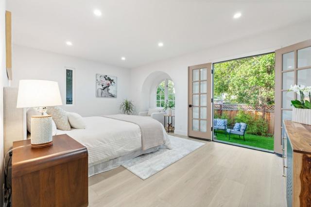 2095 Bowdoin Street, Palo Alto CA: https://media.crmls.org/mediaz/5a2a0726-cff0-4345-aa74-e4b0de40a1e8.jpg