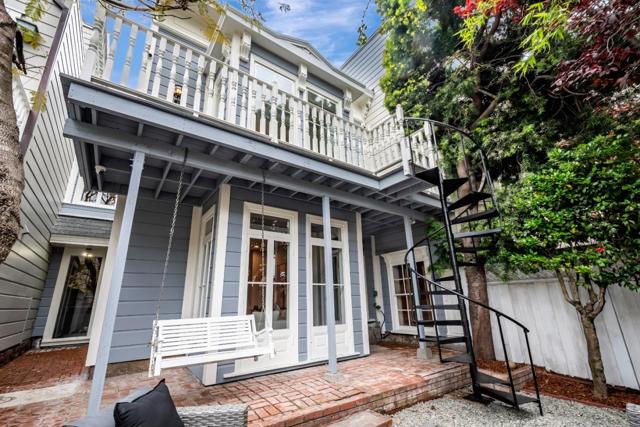 4087 17th Street, San Francisco CA: https://media.crmls.org/mediaz/5a2aa1ec-5810-4b8a-9452-73bcf8c422b4.jpg