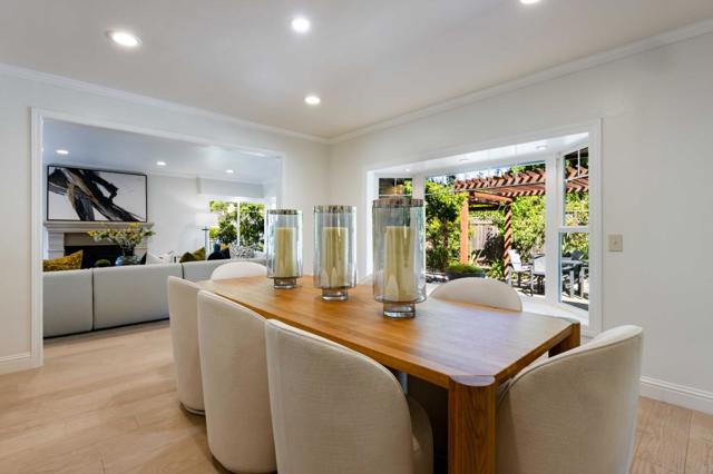 86 Rittenhouse Avenue, Atherton CA: https://media.crmls.org/mediaz/5a2aabd5-2c96-4976-acf6-0550d1351cc7.jpg