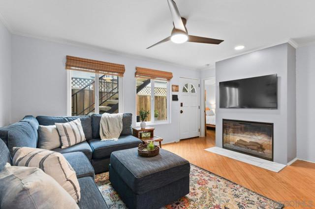 4320 Mentone St, San Diego CA: https://media.crmls.org/mediaz/5a2afc80-7dc2-46cc-bb2f-653e125a7f24.jpg