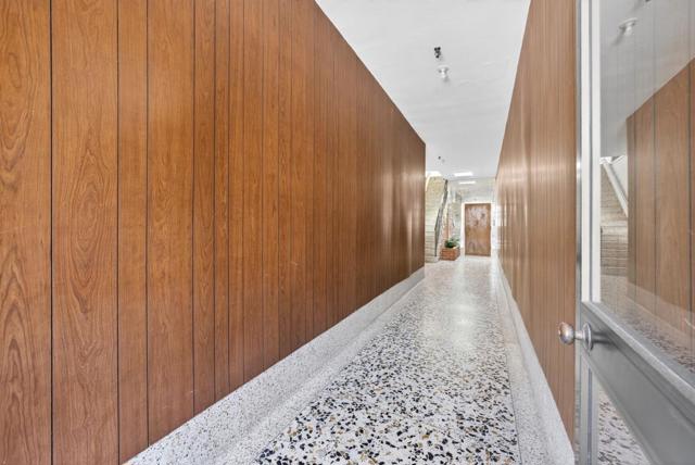 476 7th Avenue, San Francisco CA: https://media.crmls.org/mediaz/5a2bec90-2541-429a-aa3d-202c835ea2f2.jpg