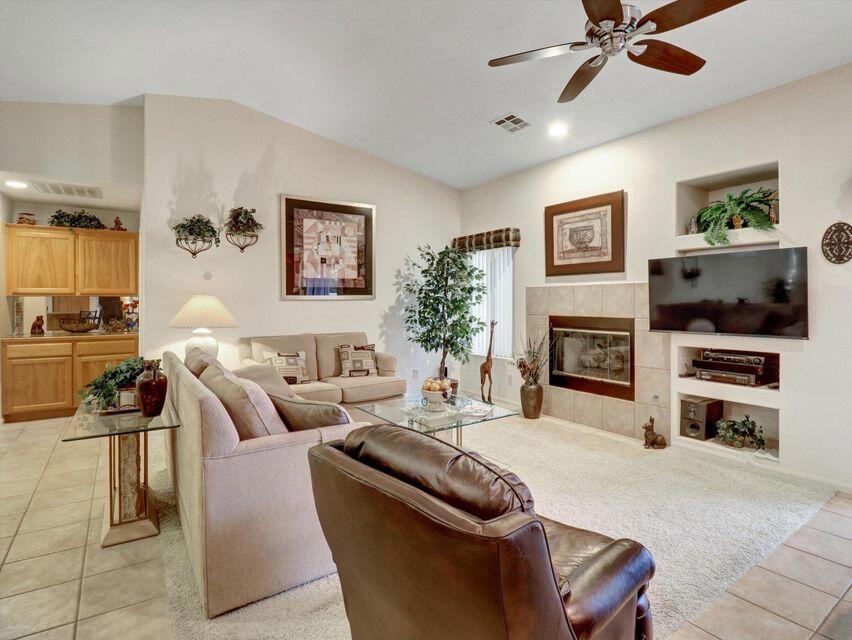 MLS #219139229DA image #3