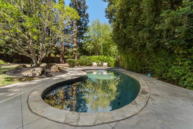 801 Allardice Way, Stanford CA: https://media.crmls.org/mediaz/5a2cffd1-172e-45f9-8258-beab64908b53.jpg