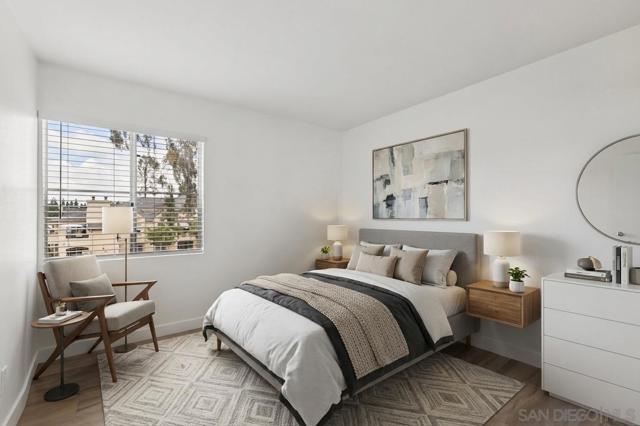 2077 Lakeridge Circle, Chula Vista CA: https://media.crmls.org/mediaz/5a2d0876-96f5-4f58-9741-d28558e51d1a.jpg