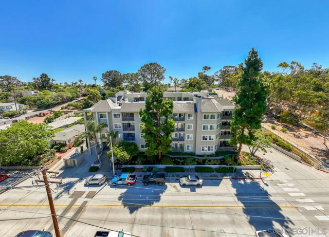 3405 Florida Street, San Diego CA: https://media.crmls.org/mediaz/5a2e0178-4ae0-44b9-a36b-d548d5fe2adb.jpg