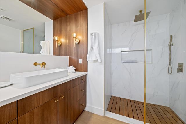 25 Juan Carlos Drive, Rancho Mirage CA: https://media.crmls.org/mediaz/5a2e3876-a123-4b4b-8110-80fa8449e84b.jpg