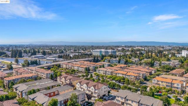 2284 Morrow St, Hayward CA: https://media.crmls.org/mediaz/5a2f034c-cf09-474f-8e1e-4d47ce8470f3.jpg