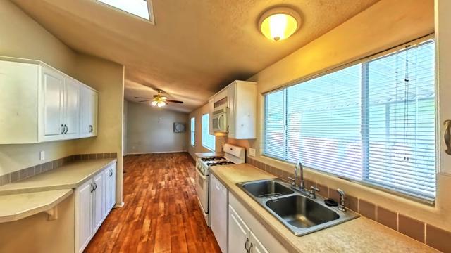 234 Lei Drive, Palm Springs CA: https://media.crmls.org/mediaz/5a31f246-5370-46c3-9664-79affc4f4257.jpg