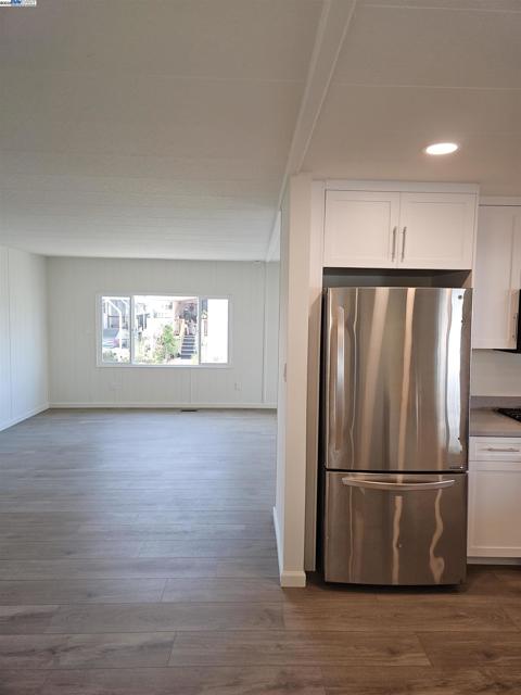 4141 Deepcreek, Fremont CA: https://media.crmls.org/mediaz/5a322da7-4760-4cdc-90db-76319757bc73.jpg