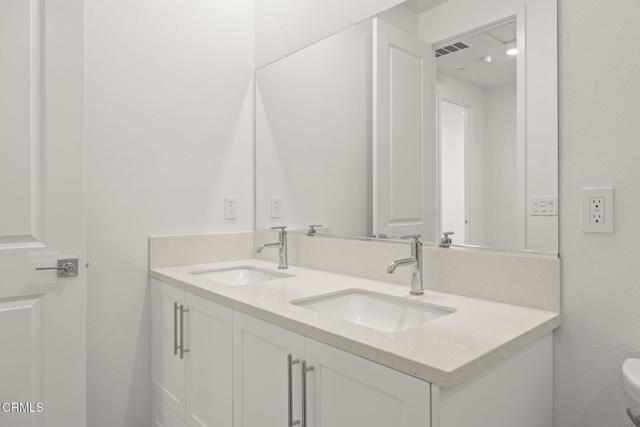 2402 Channel Drive, Ventura CA: https://media.crmls.org/mediaz/5a328ef3-deb9-480a-b7fa-8c7a80fe4cfd.jpg